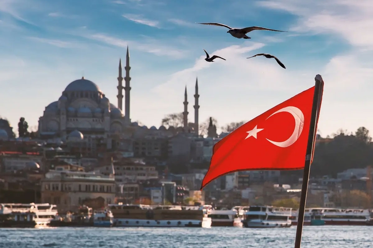 تركيا تحتجز 83 شخصاً يشتبه في انتمائهم لداعش