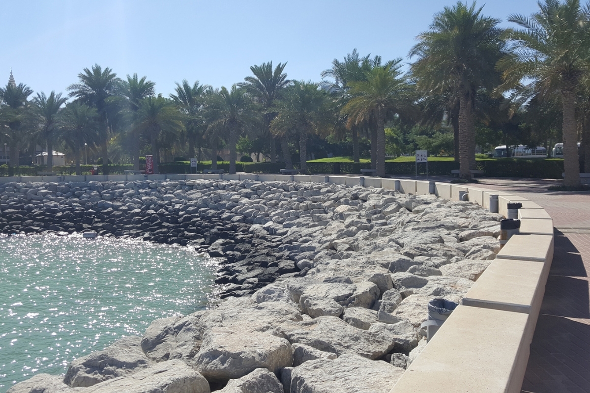 طقس اليوم.. حار ورطب نسبياً على المناطق الساحلية والعظمى 41 درجة