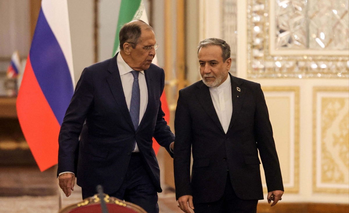 عراقچی: واشنگتن مسئول تنش در تنگه هرمز است