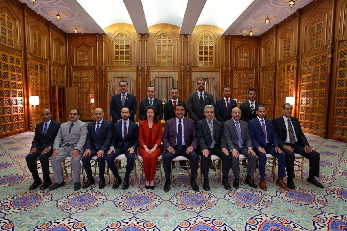 وزير الدفاع يلتقي سفيرة الكويت في واشنطن
