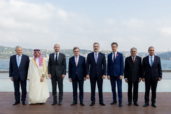 تركيا: شن هجوم جديد على إيران سيوسع الصراع والحوار هو السبيل الوحيد
