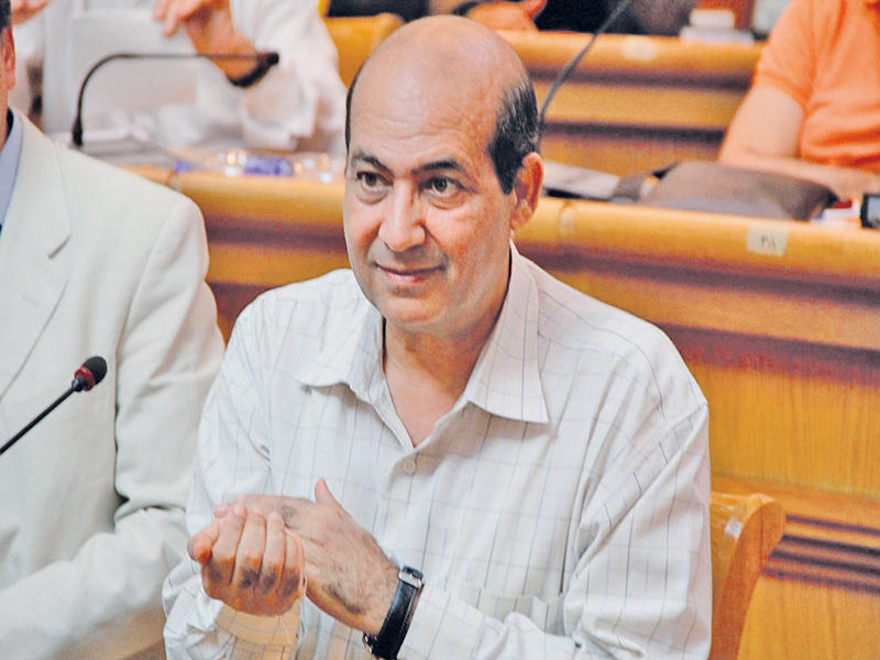 طارق الشناويn