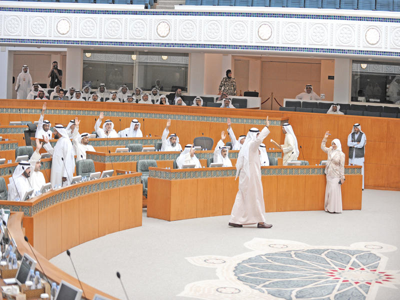 المجلس يصوت على تعديلات قانون البلدية   (تصوير عبدالله الخلف)