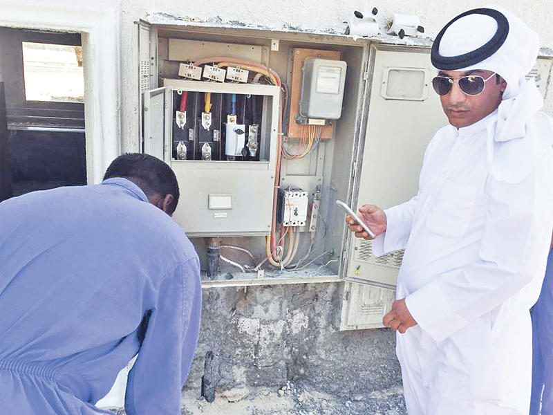 تنفيذ قطع التيار الكهربائي عن أحد بيوت الجهراء أمس