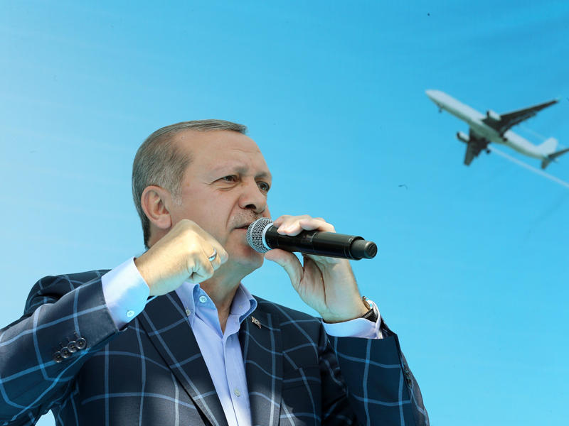 اردوغان يلقي خطابه في دياربكر