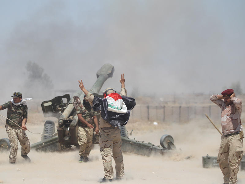 جانب من المعارك الدائرة في محيط الفلوجة