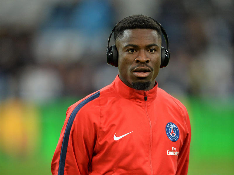 مدافع باريس سان جرمان ومنتخب ساحل العاج لكرة القدم سيرج اورييه