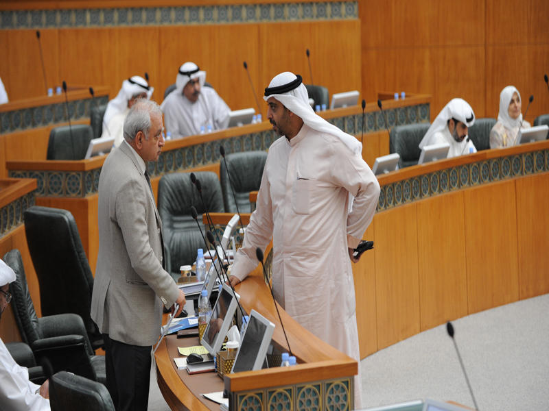 العيسى والعبدالله في جلسة سابقة 