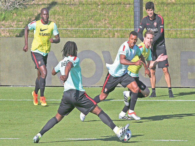 جانب من تدريبات المنتخب البرتغالي