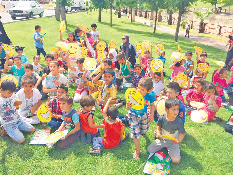 أطفال سوريون نازحون في أورفاn