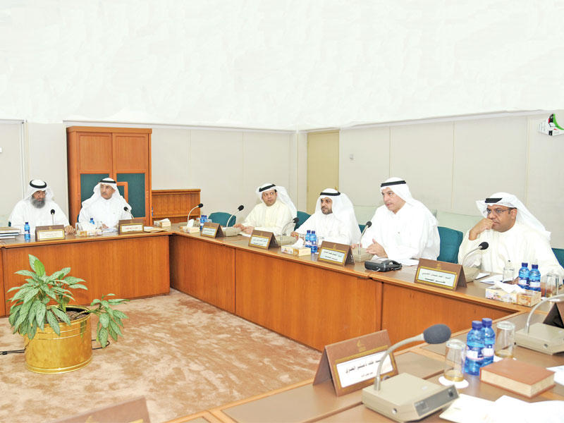 «المالية البرلمانية» على موعد مع إقرار المناقصات