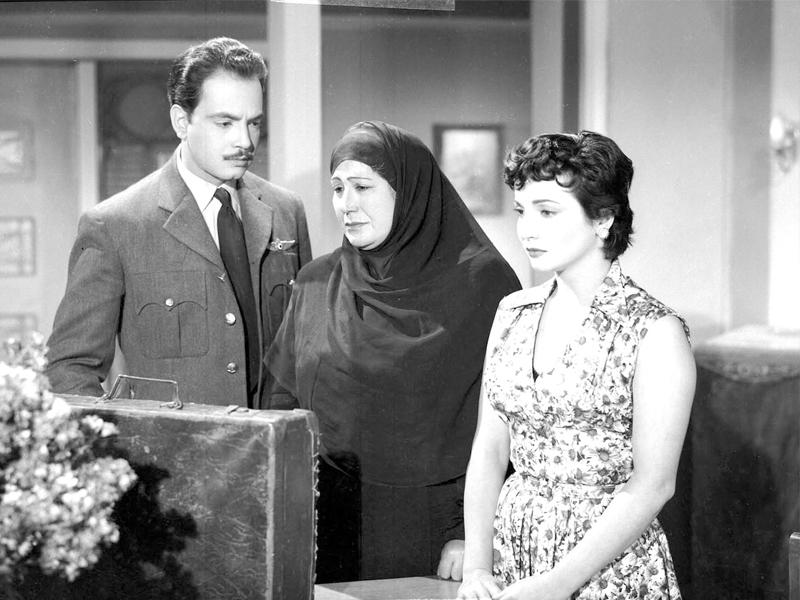 شادية مع كمال الشناوي وفردوس محمد في أحد الأفلام