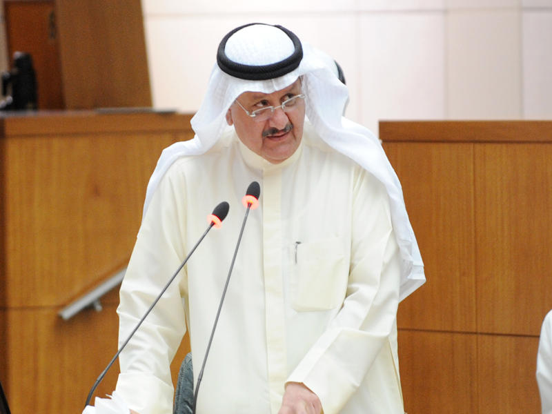 الوزير عيسى الكندري خلال مناقشة قانون البلدية في مجلس الأمة أمس الأول