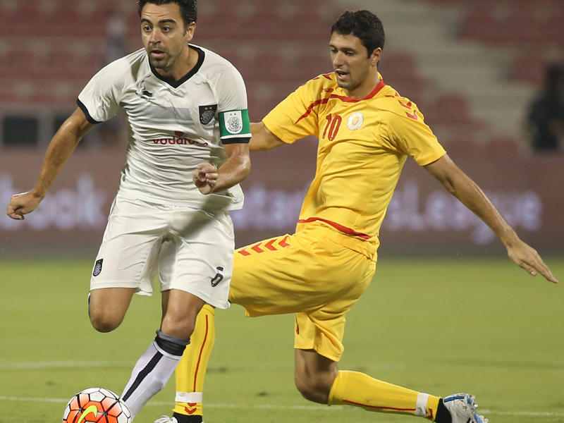 نجم نادي برشلونة السابق ولاعب نادي السد القطري الحالي تشافي ألونسو (أرشيف)