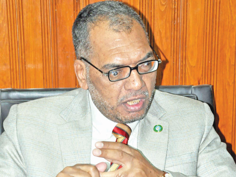 د. عبدالفتاح العواري