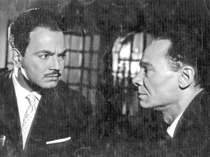 كمال الشناوي ومحمد توفيق في مشهد سينمائي