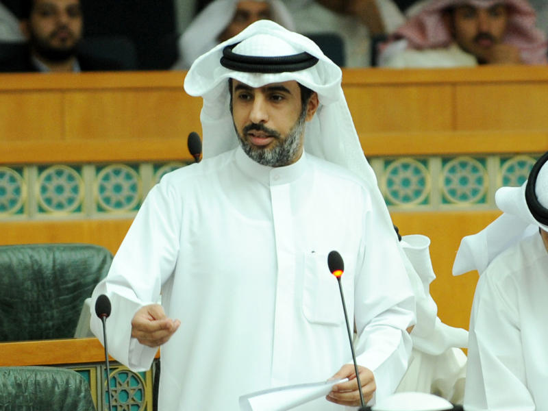 النائب علي الخميس