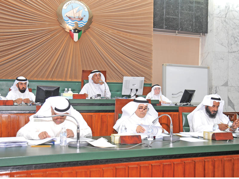 جانب من جلسة سابقة للمجلس البلدي