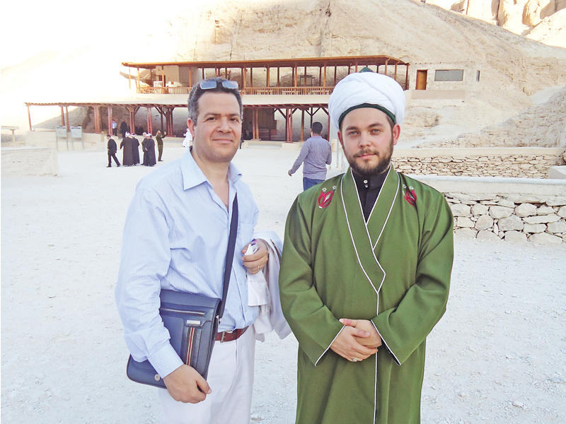 تاج الدين مع محرر «الجريدة»