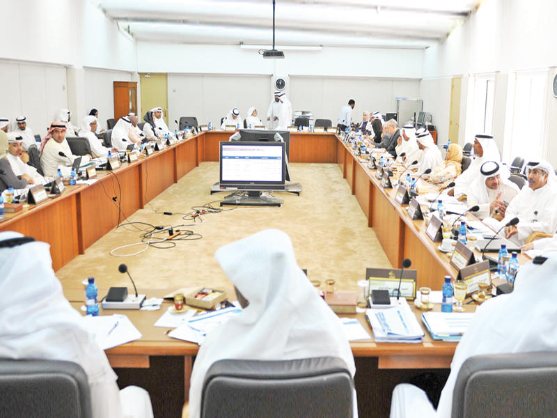 اجتماع سابق للجنة الميزانيات