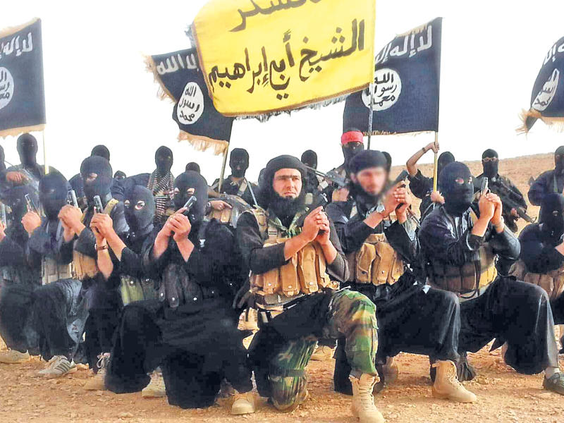 تنظيم داعش المسلح لحظة استعدادn
