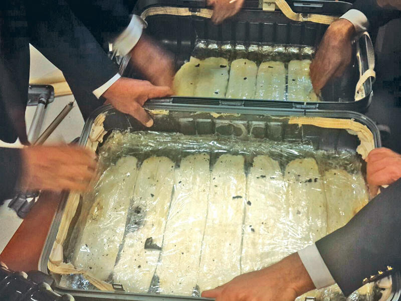  ضبطيات مخدرات في مطار القاهرة