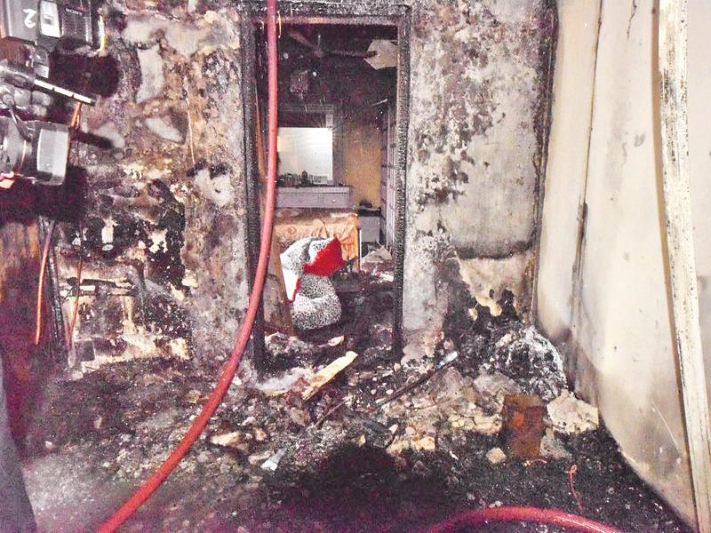 جانب من آثار الحريق