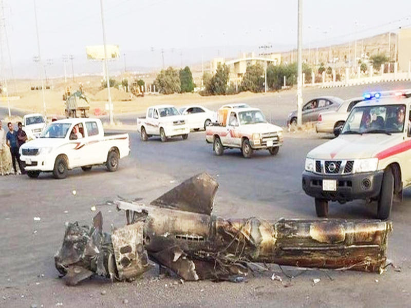 بقايا الصاروخ الباليستي المدمر (العربية نت) 