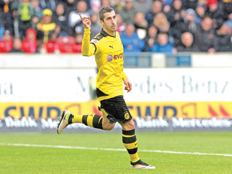 مختاريان المنضم إلى مانشستر يونايتد 