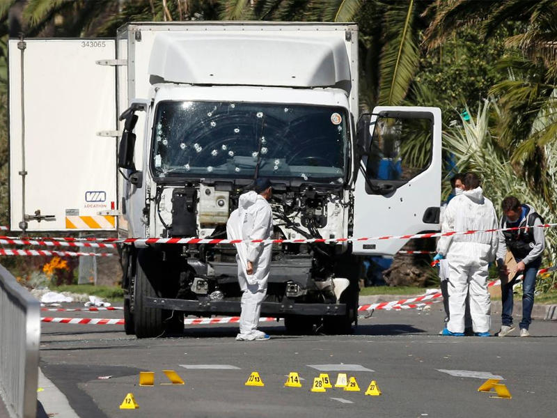 الشاحنة التي نفذ بها الاعتداء