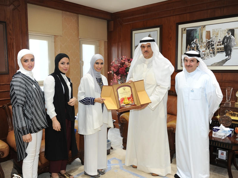 الحمود مستقبلاً كوكبة من الشابات الكويتيات المتميزات