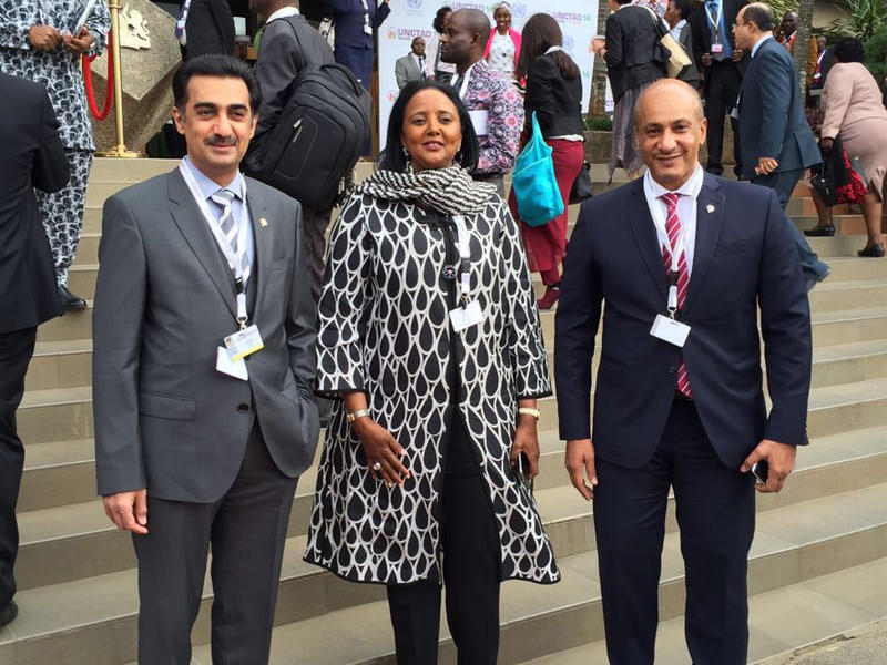 الدكتور يوسف العلي وسفير الكويت قصي الفرحان ووزيرة خارجية كينيا أمينة محمد