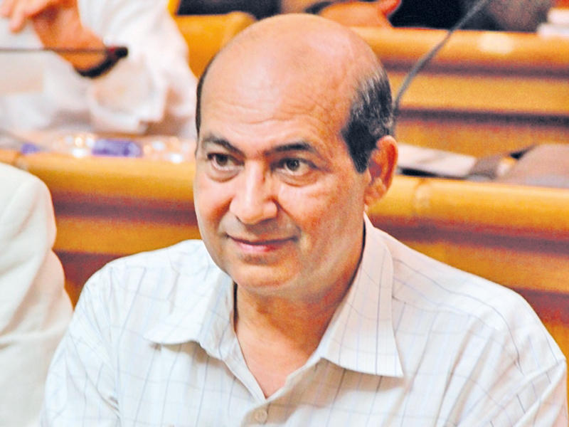 طارق الشناويn