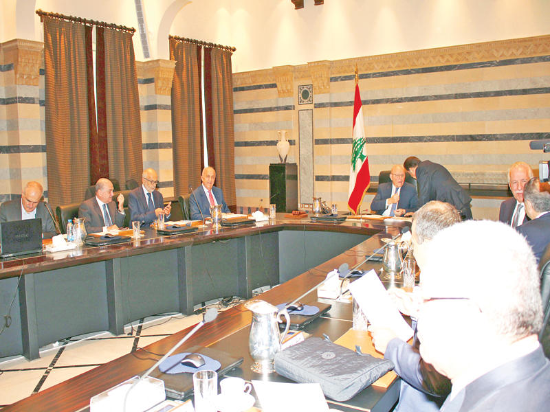 جانب من اجتماع الحكومة أمس (دالاتي ونهرا)