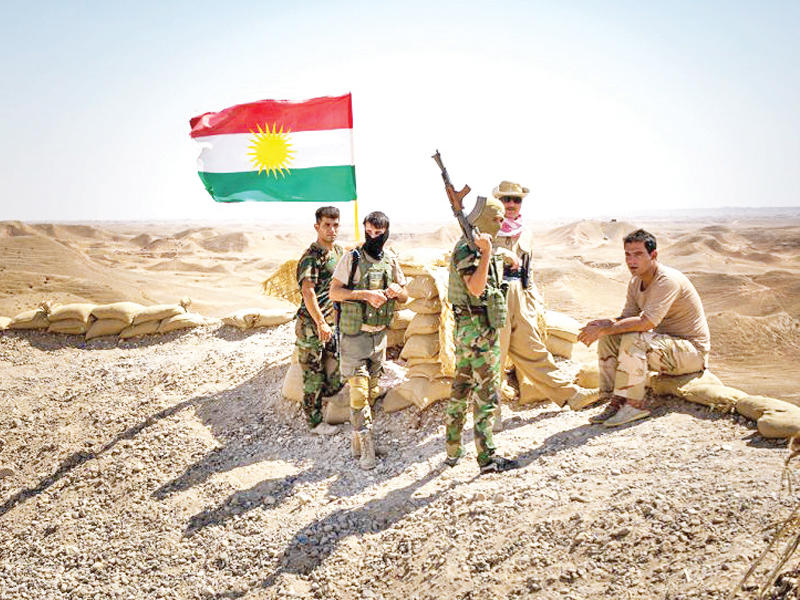 مقاتلون من البيشمركة على الجبهة (أرشيف)