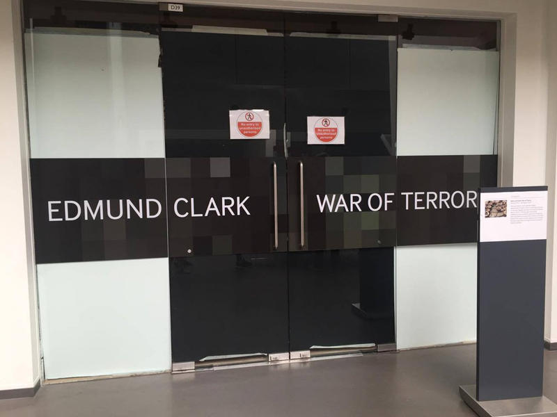 مدخل المعرض