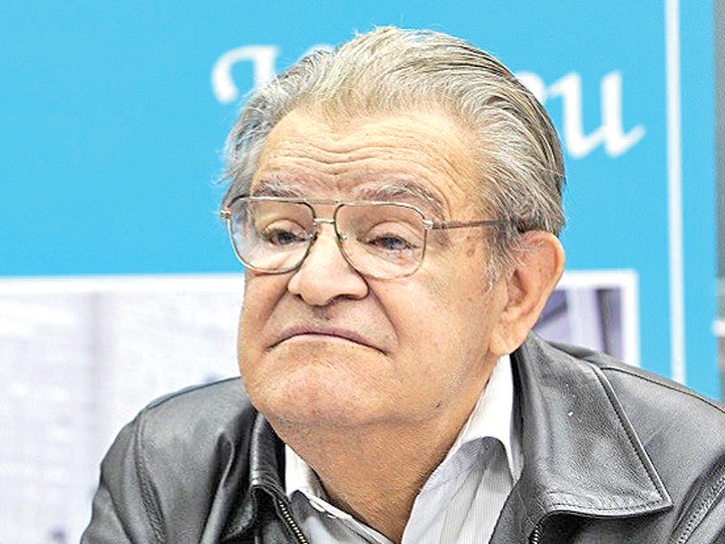 فاضل إسكندر