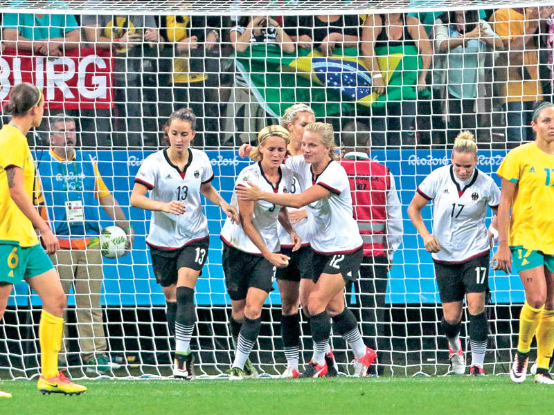 جانب من لقاء المنتخب الألماني والأسترالي