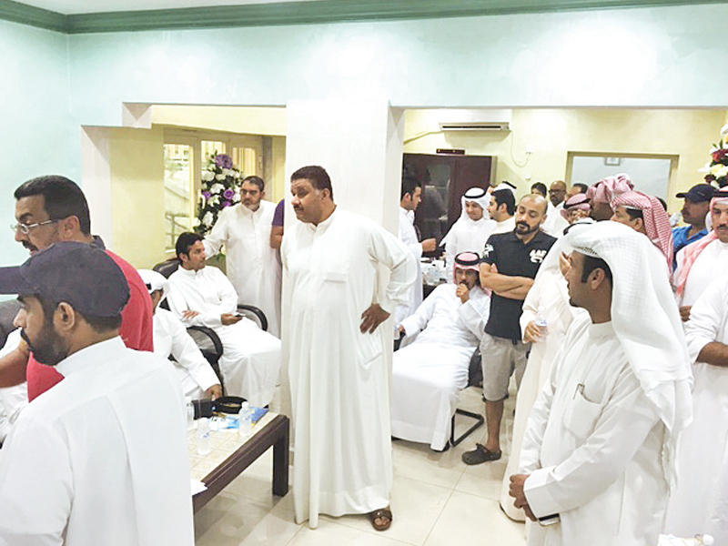 جانب من اعتصام الفنيين