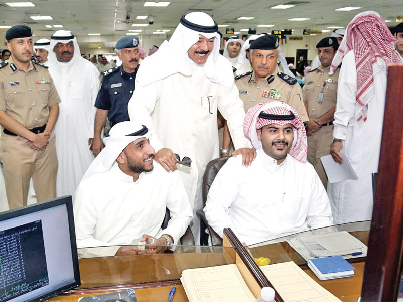 الخالد يتابع إنجاز معاملات المراجعين في إدارة الجنسية بحضور الجراح