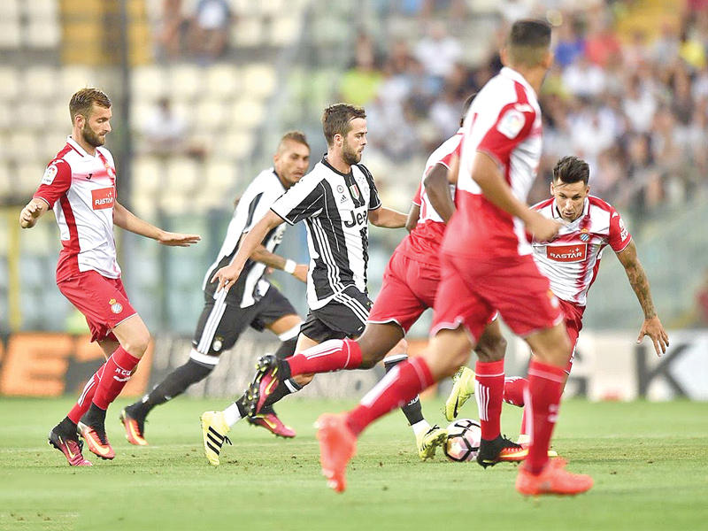 بيانيتش خلال مواجهة إسبانيول