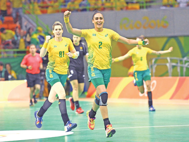 جانب من لقاء سيدات البرازيل والجبل الأسود