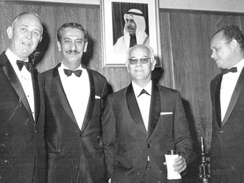 من اليمين خالد أبوالسعود وحيدر الشهابي وعبدالعزيز البحر