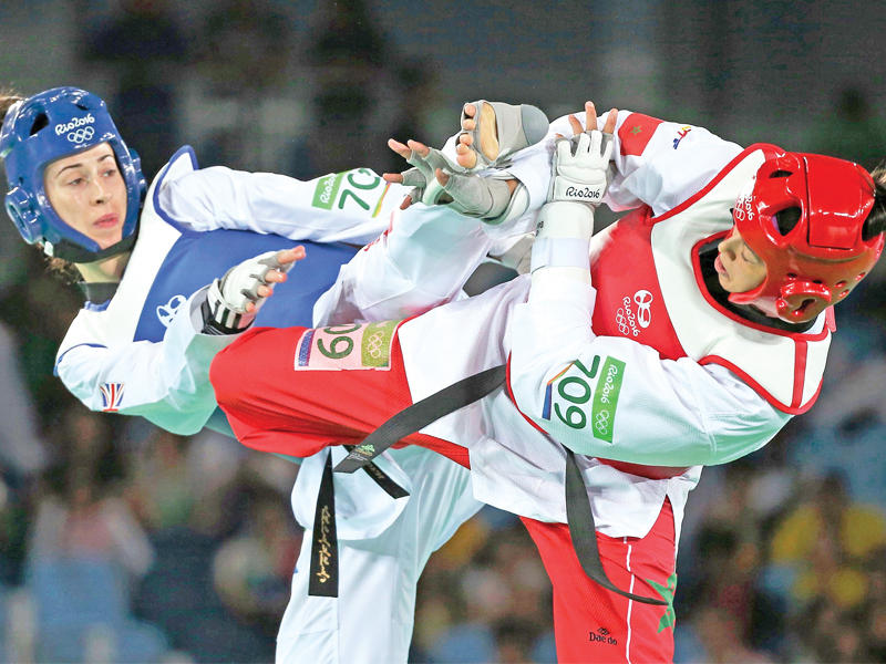 جانب من النزال بين المغربية ديسلام والبريطانية بيانكا ووكدن