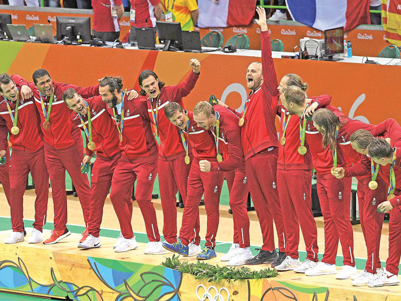 جانب من تتويج الدنمارك