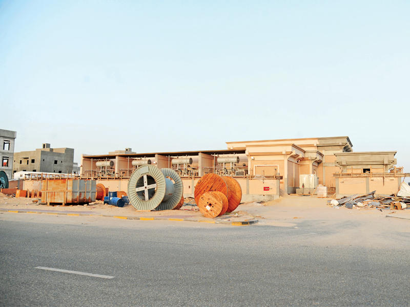 جانب من محولات الكهرباء في مدينة صباح الأحمد