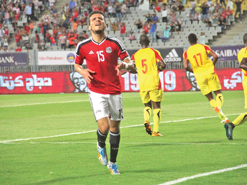 جانب من لقاء المنتخب المصري والغيني