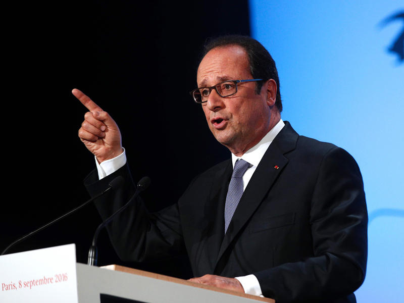 الرئيس الفرنسي فرنسوا هولاند
