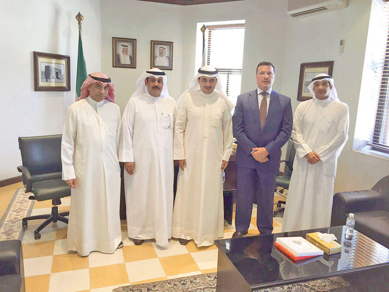 الحربي والمنفوحي على هامش الزيارة