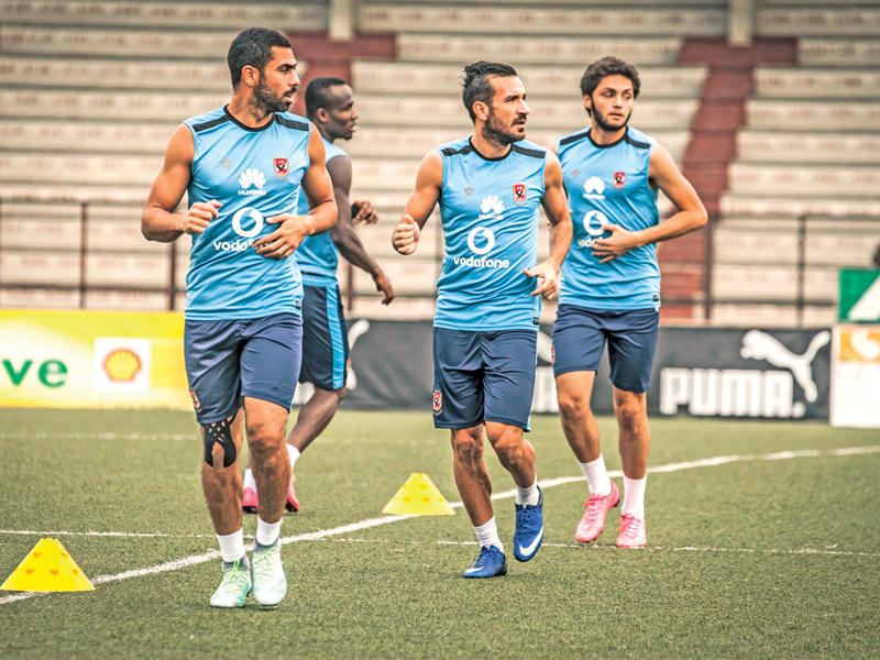 جانب من تدريبات الأهلي